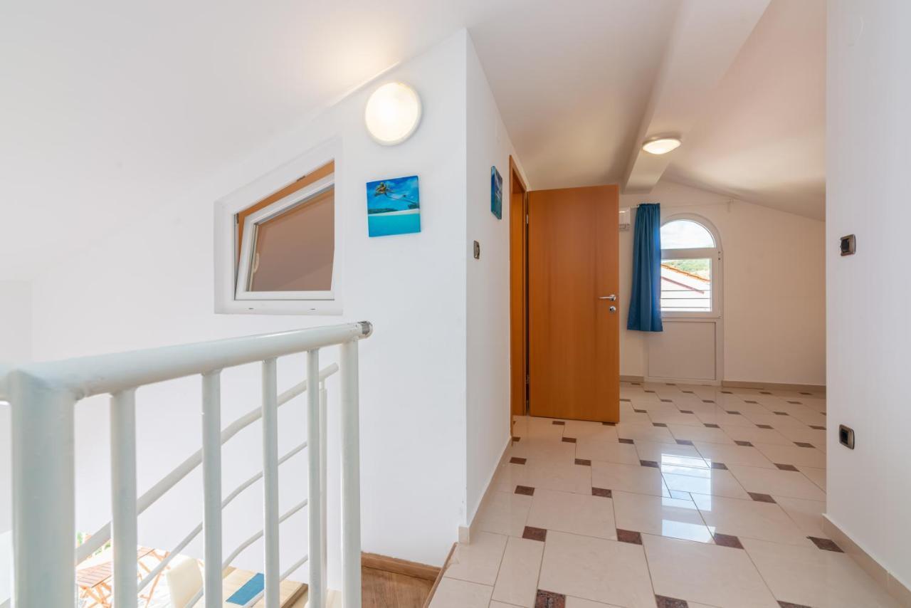 Apartment Lovorka 5 Baska  Luaran gambar
