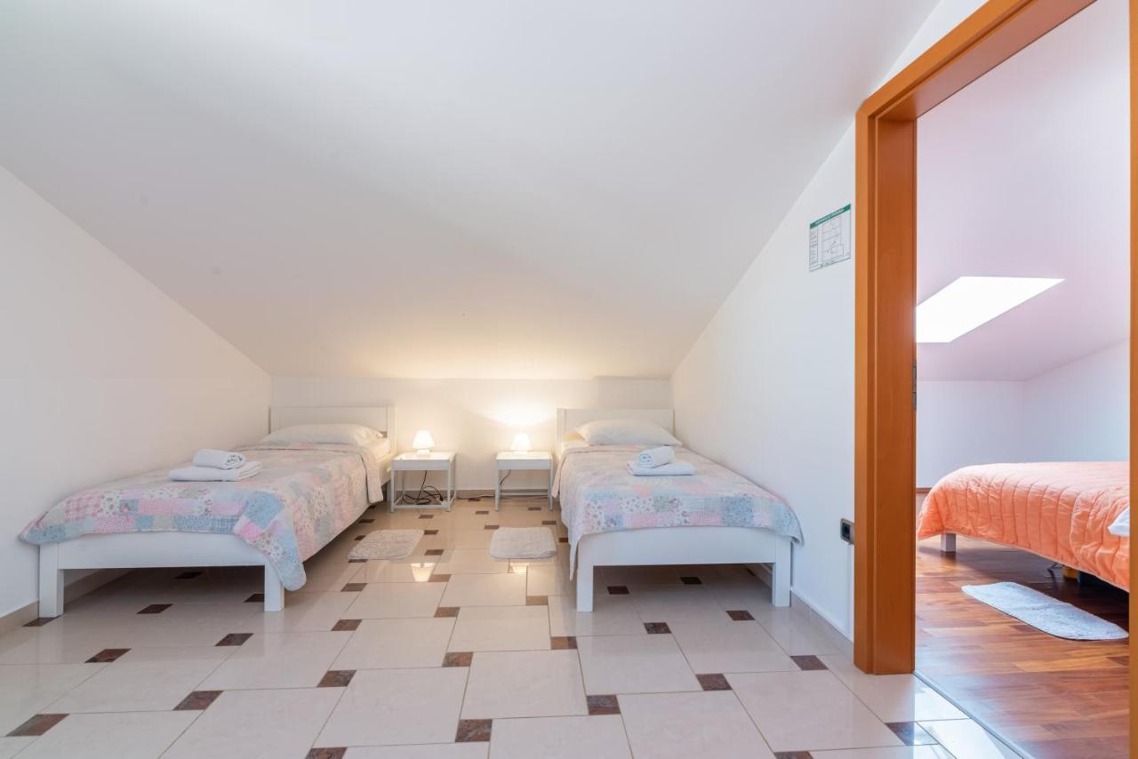 Apartment Lovorka 5 Baska  Luaran gambar